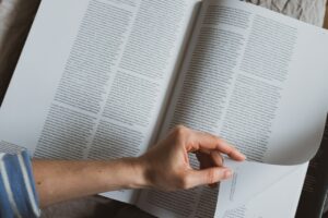 https://childresearch.mgppu.ru/wp-content/uploads/2021/01/pexels-ready-made-3847704-1-300x200.jpg