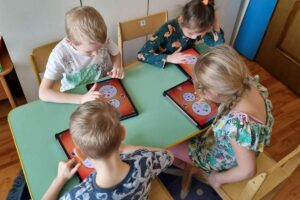 https://childresearch.mgppu.ru/wp-content/uploads/2023/01/whatsapp-image-2023-03-24-at-19.26.41-e1680074167556-300x200.jpeg